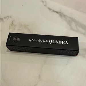 Younique Quadra 4 In 1 Lash Primer Serum Tubing Mascara.